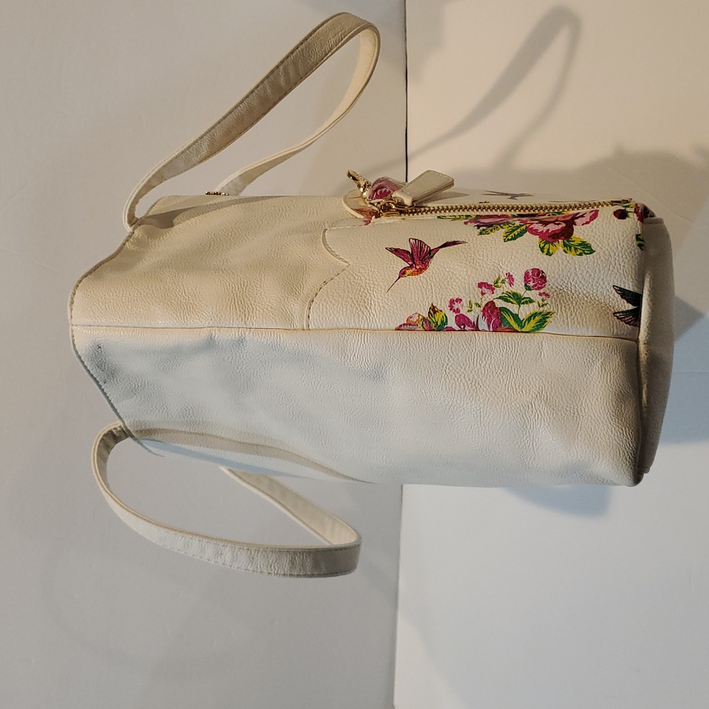 Betsey Johnson Purse Hummingbirds - Picture 6 of 16